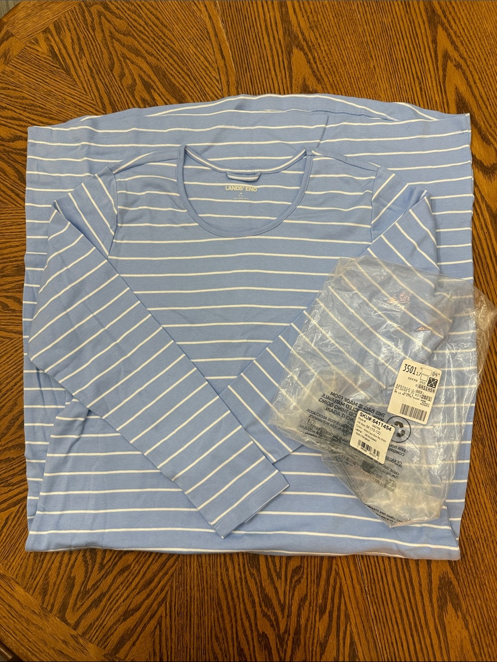 Lands' End Light Blue and White Striped Long-Sleeve Tee Gown Sz Med 10-12